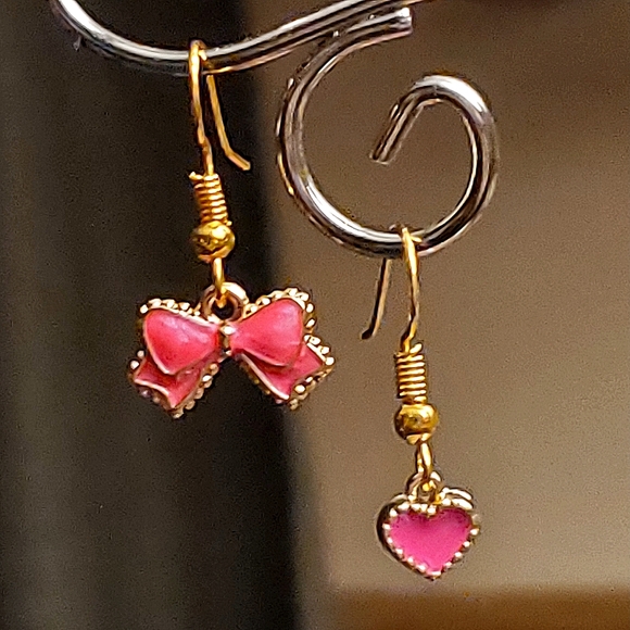Rose Red series asymmetrical enamel & alloy charm earrings. Pair #3. - Picture 1 of 3